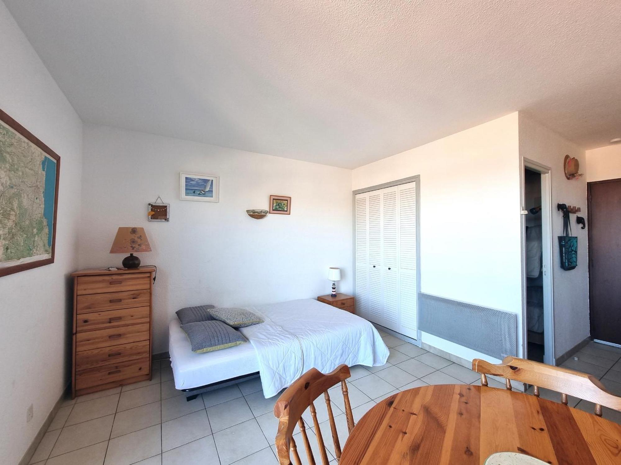 Port-Vendres: Studio Cabine Avec Terrasse, A 2 Pas Du Port - Fr-1-309-256 Порт Вендрес Екстериор снимка