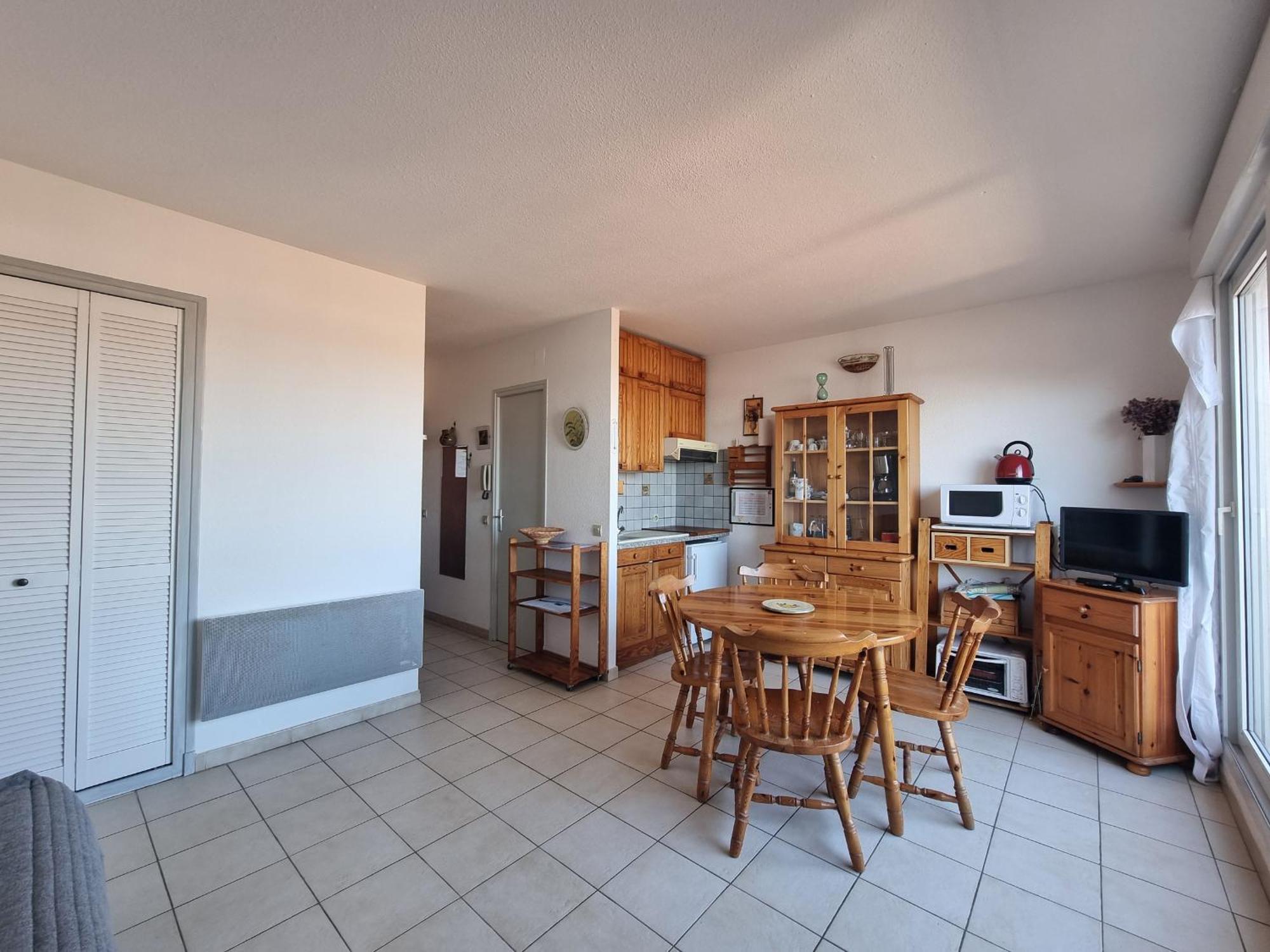 Port-Vendres: Studio Cabine Avec Terrasse, A 2 Pas Du Port - Fr-1-309-256 Порт Вендрес Екстериор снимка