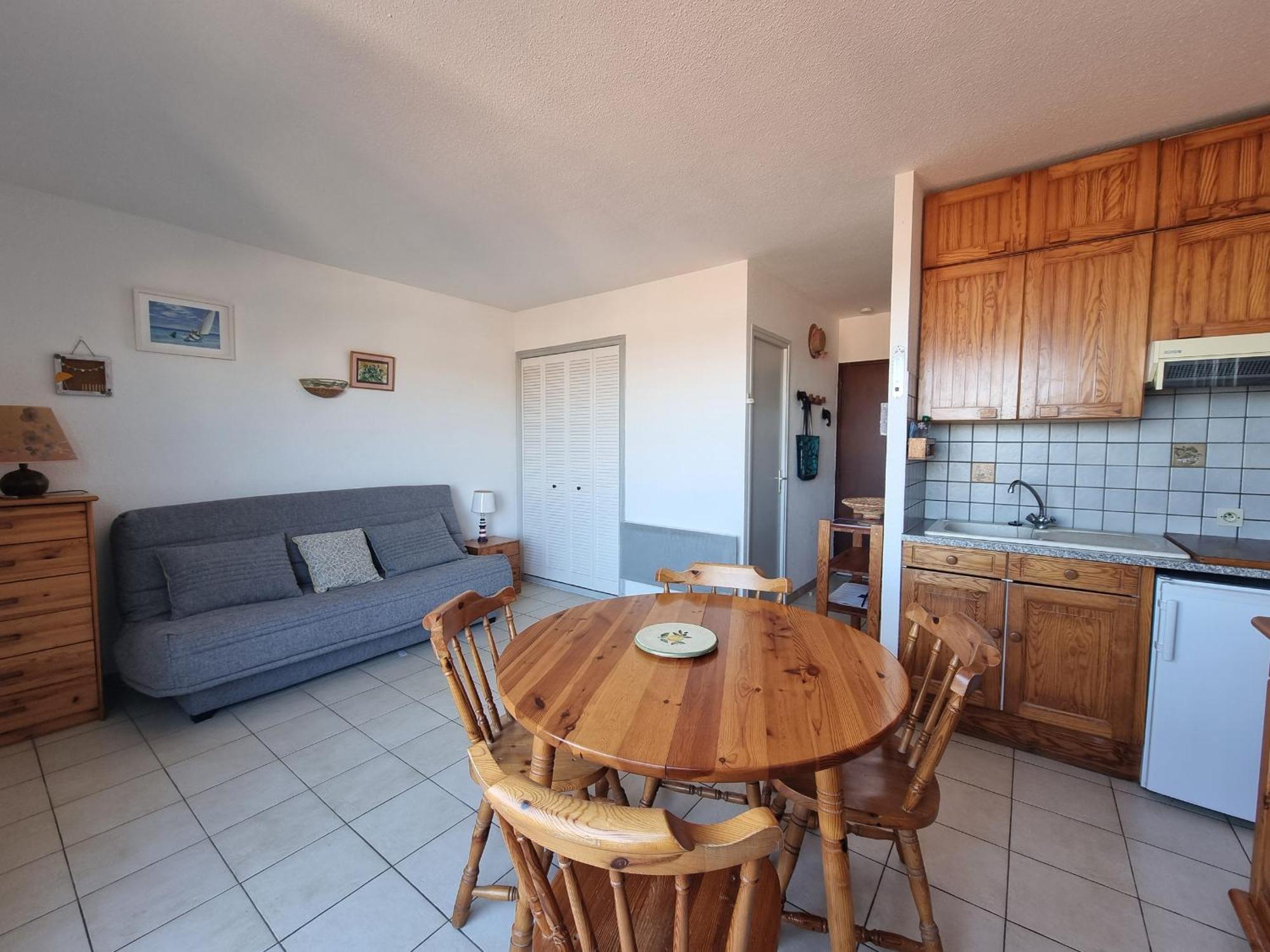 Port-Vendres: Studio Cabine Avec Terrasse, A 2 Pas Du Port - Fr-1-309-256 Порт Вендрес Екстериор снимка